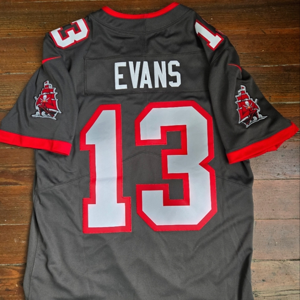 Men's Tampa Bay Buccaneers Mike Evans Nike Pewter Alternate Vapor Limited Jersey - Picture 3 of 5